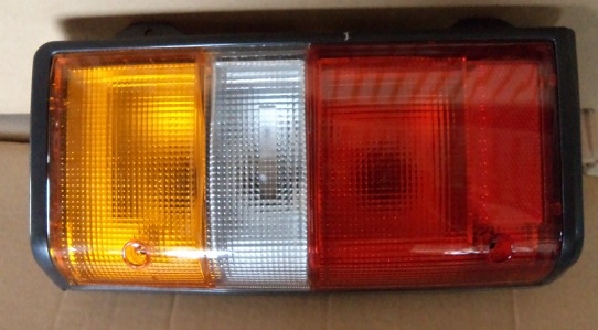 TAL46930(R)
                                - E24 87-98
                                - Tail Lamp
                                ....140571
