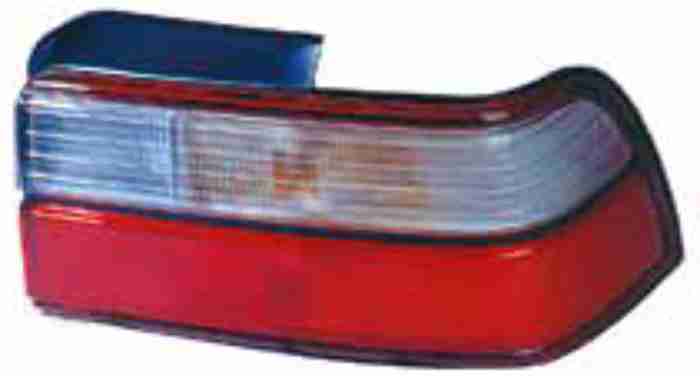 TAL500910(R) - 2004394 - COROLLA AE100 TAIL LAMP CLEAR STRIP SEDAN