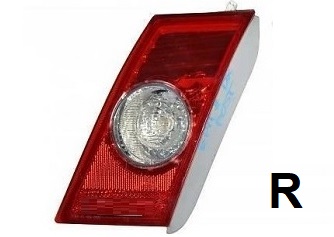 TAL40999(R)-EPICA 06-07-Tail Lamp....230874